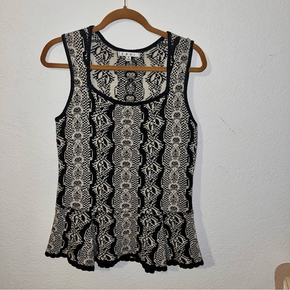 CAbi Peplum Shell Top Style 887 - Picture 2 of 8